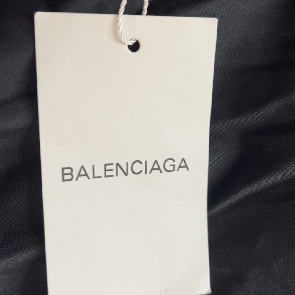RARE Balenciaga Girls’ Yoga Set – Size S or Women’s XS – NWT Luxe Black 2-Piece - Picture 10 of 11